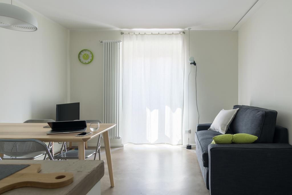 Palermo Flexyrent Apartment Milan Room photo